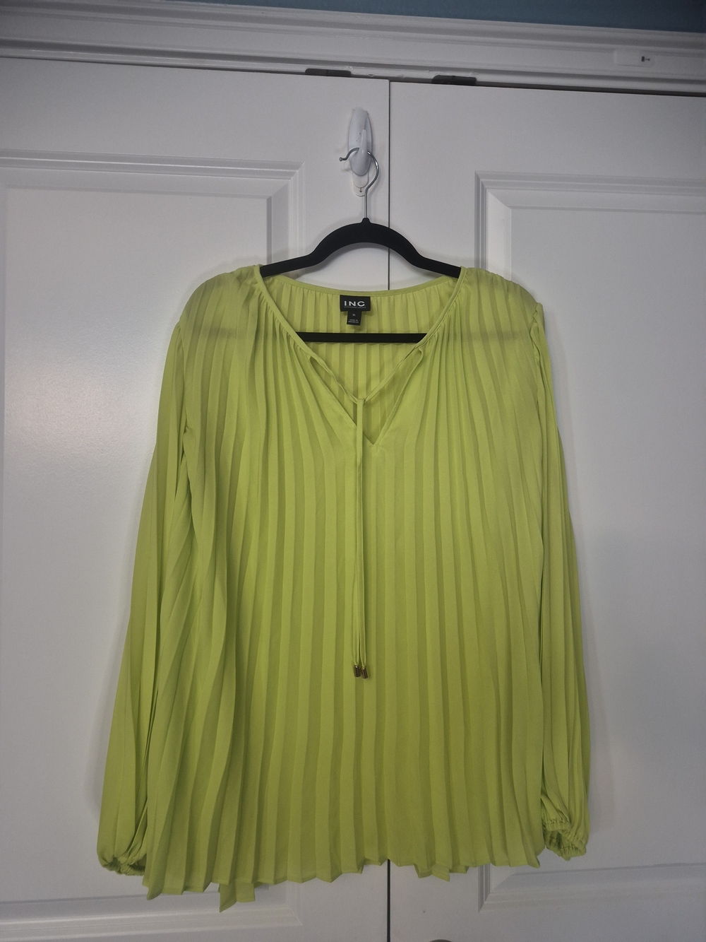 INC International Concepts Lime Green Pleated Long-Sleeve Blouse